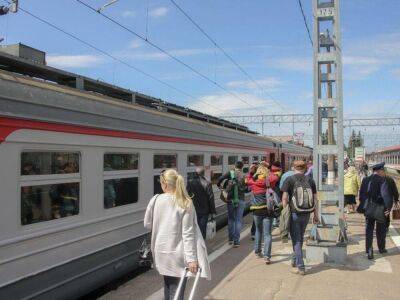 В пригородах Петербурга и Ленобласти фиксируют рекордный пассажиропоток
