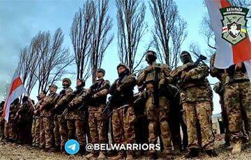 Лукашенко боится, что часть белорусской армии перейдет в полк Калиновского