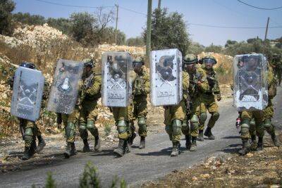 Расследование в ЦАХАЛе: солдаты избивали палестинцев