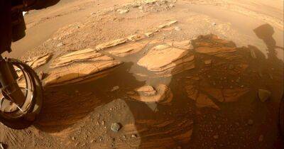 Марсоход NASA Perseverance отправился к "Заколдованному озеру" на Красной планете