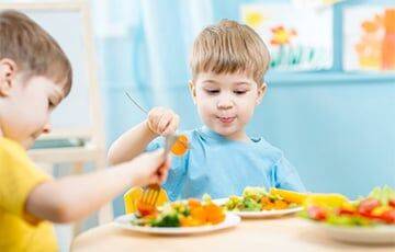 Ученые рассказали, почему детям не стоит пропускать домашний завтрак - charter97.org - Англия - Белоруссия - Испания - county Frontier