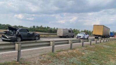 Девушка пострадала в ДТП с грузовиками в Волгоградской области