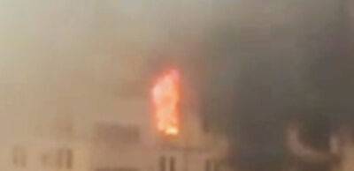 Маріуполь в диму та пожежах: в окупованому місті горять житлові будинки, вогонь ніхто не ліквідує