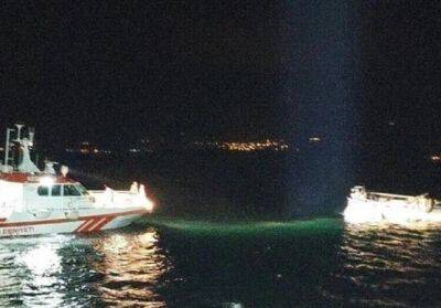 Вблизи побережья Турции нефтяной танкер рф столкнулся с катером