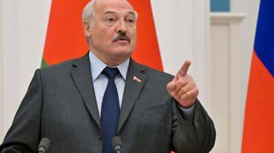 Лукашенко заявил, что белорусские самолеты переоборудованы для несения ядерного оружия