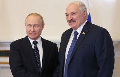 Лукашенко: Мы когда-то с Путиным заявили, что переоборудуем белорусские самолеты Су, чтобы они несли ядерное оружие. Все готово!