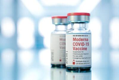 Скандал: Moderna обвиняет Pfizer в плагиате ее вакцины от коронавируса