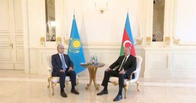 Президенты Азербайджана и Казахстана принципиально отказались говорить на русском: видео воодушевляющего разговора
