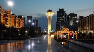 Казахстан планирует релоцировать из России более 250 компаний