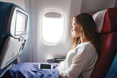 Lufthansa призывает отменить обязательное ношение масок в самолётах