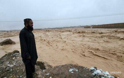 Жертвами наводнений в Пакистане стали до тысячи человек - CNN