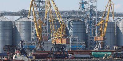 Украина должна выйти на объем экспорта зерна по морю 3 млн тонн ежемесячно — Зеленский
