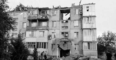 Россияне обстреляли Запорожье и многоэтажку в оккупированном Покровске: есть погибшие (ФОТО)
