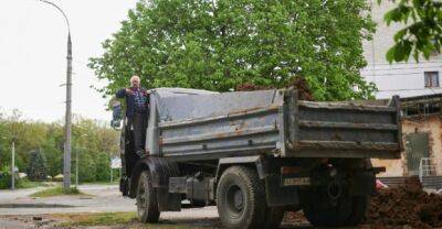 На Салтовке коммунальщики восстановили подачу воды на трех участках
