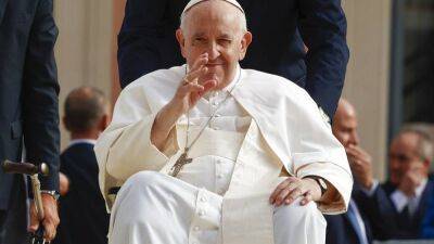 Папа Франциск похвалил жителей итальянского города Аквила