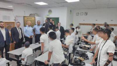 "У нас забастовок нет": в религиозных школах Израиля начался учебный год