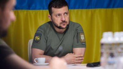 Зеленський провів таємну нараду з сектором оборони і безпеки: "Окупанти відчують наслідки"