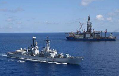 Итальянский военный корабль на газовом шельфе Кипра