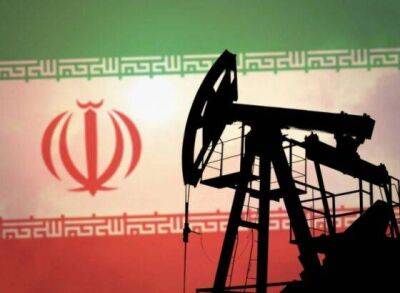 Иран может выпустить на рынок больше 100 млн баррелей нефти