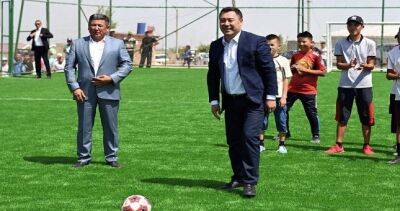 Президент и глава нацбезопасности Кыргызстана сыграют в «Матче легенд» вместо ветеранов