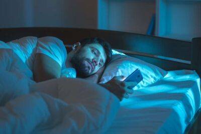 Фахівці назвали чотири способи привчити себе лягати спати раніше