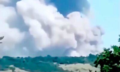 Мощнейшие прилеты по Мелитополю: оккупанты начали срочную эвакуацию – видео
