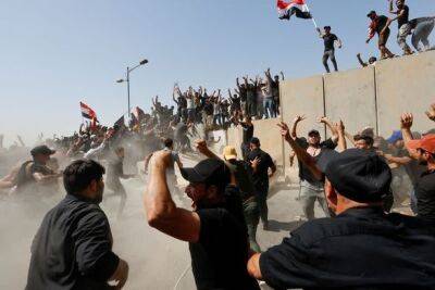 Хаос в Ираке: восемь протестующих убиты, 85 ранены в результате столкновений в Багдаде