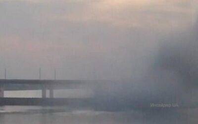 ВСУ уничтожили баржу у Антоновского моста