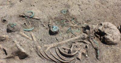В Венгрии археологи обнаружили сокровища бронзового века, которым больше 3000 лет