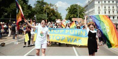 Катализатор перемен. Война против гомофобной России дает надежду на изменение политики Украины в отношении однополых браков — NYT