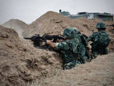 В Нагорном Карабахе сообщают об обострении конфликта с Азербайджаном: есть погибшие с двух сторон