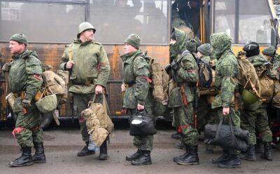 Від мобілізації до похорону минає не більше місяця: Як ховають "мобіків" на окупованому Донбасі