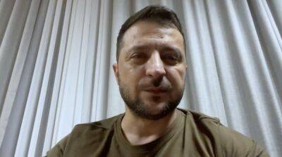 Зеленский призвал крымчан держаться подальше от российских военных объектов: угроза жизни