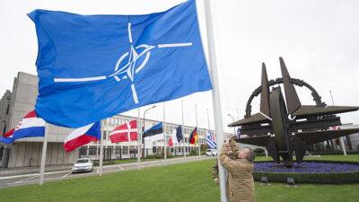 НАТО решит вопрос ратификации Турцией заявок Швеции и Финляндии на вступление