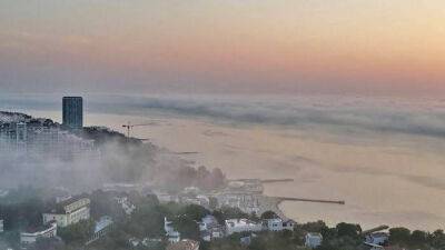 Одесское побережье окутал дивный розовый туман | Новости Одессы