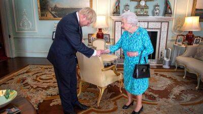 Королева впервые нарушит процедуру назначения нового премьер-министра