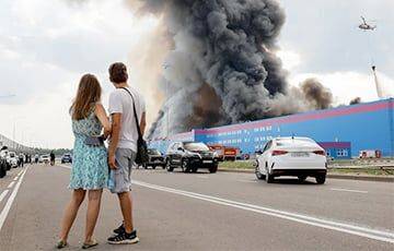 Пожар на складе крупнейшего интернет-магазина под Москвой потушили только к утру