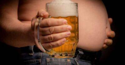 Як алкоголь впливає на тривалість життя, розповіли вчені