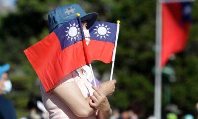 Жителів Тайваню закликали встановити на телефони додаток з картою розташування бомбосховищ