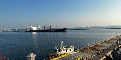 Первый караван. Три судна с украинским зерном вышли из портов Одессы