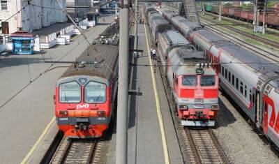 В Тюменской области задержали шесть поездов из-за ЧП