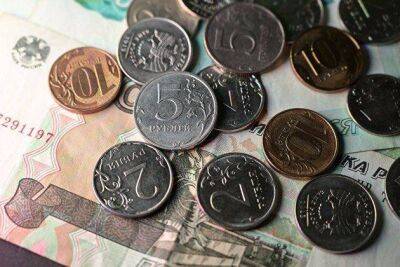 Курс рубля на Мосбирже остался на уровне 60,35 за доллар и вырос до 61,28 за евро в начале дня