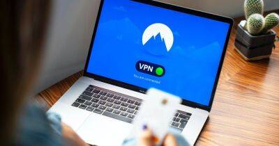 Сервисы для взрослых: в России VPN хотят отнести к категории "18+"