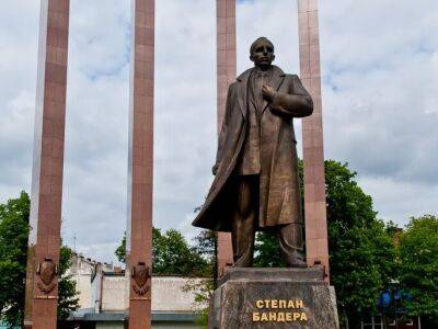 СБУ задержала коллаборанта, который призывал оккупантов ударить ракетами по памятнику Бандере во Львове