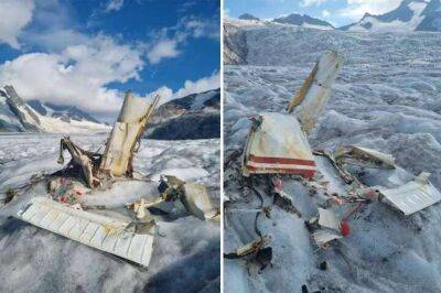 В Альпах из-подо льда показались обломки самолета, который разбился с людьми полвека назад