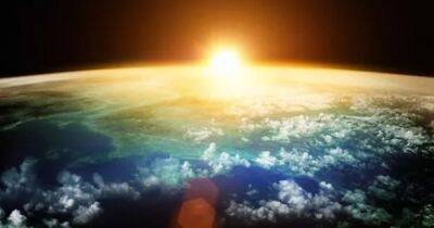 Земля отдаляется от Солнца: как это отразится на жителях планеты