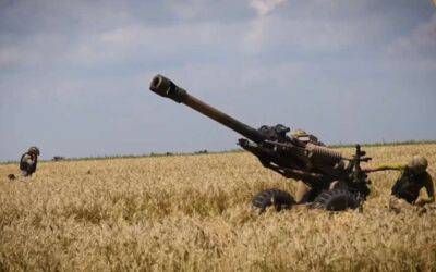 На Херсонщині українські десантники за допомогою британських гаубиць знищують окупантів