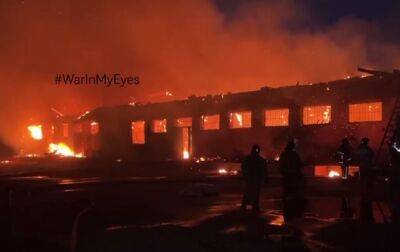 В Донецке горит очередной военный склад - соцсети