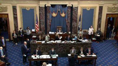 Сенат США принял "решающий законопроект" Джо Байдена