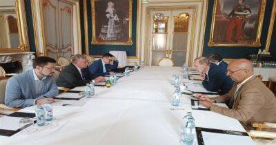 Ведущие переговорщики Ирана и России провели переговоры с ЕС в Вене